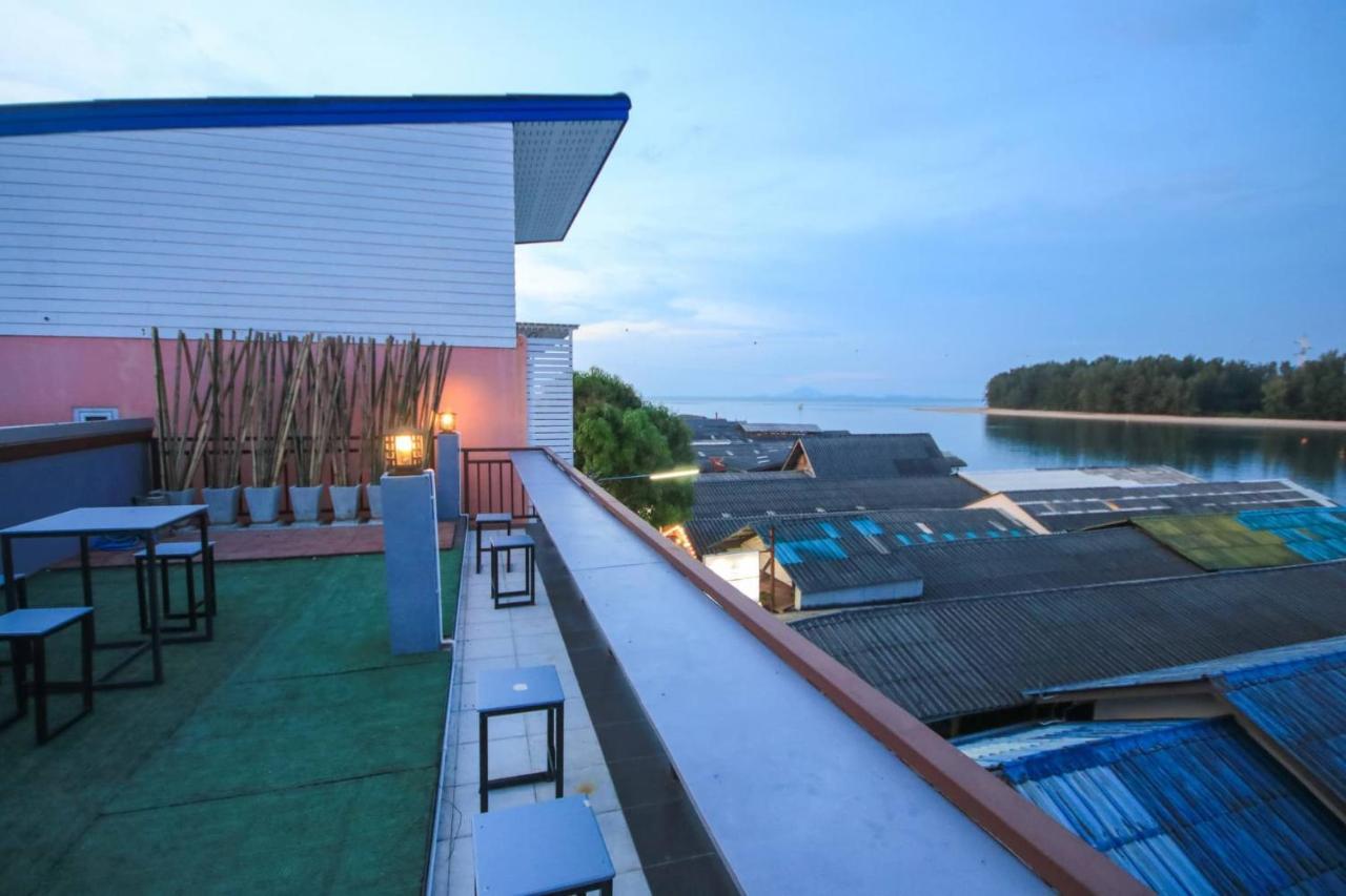 Lanta Chaolay Hostel Koh Lanta Exterior photo
